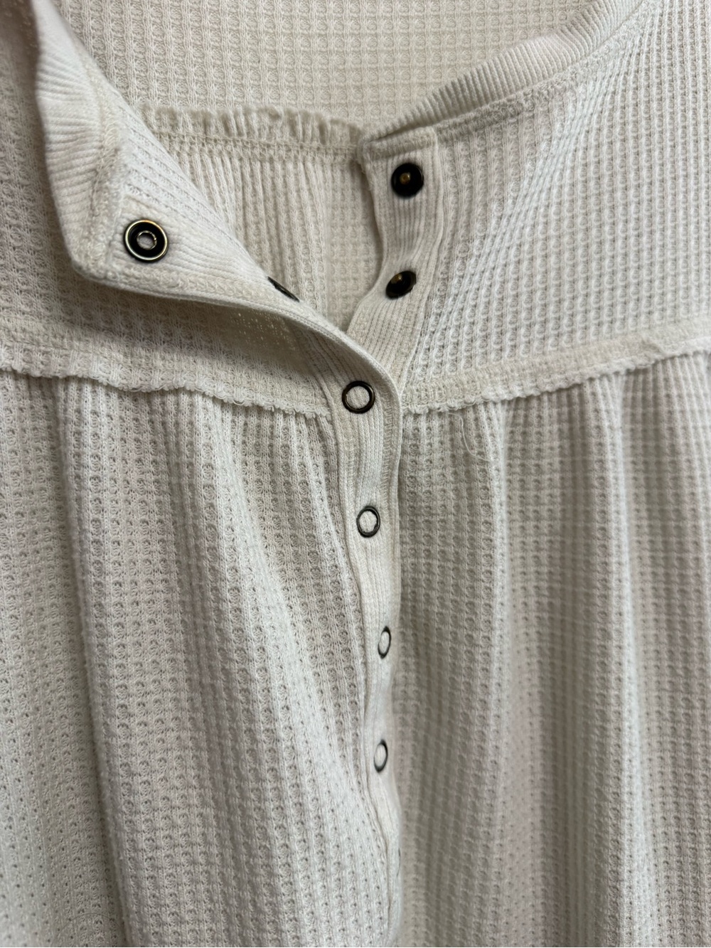 Lucky Brand Cream Waffle-Knit Henley Long Sleeve Top - Picture 4 of 7